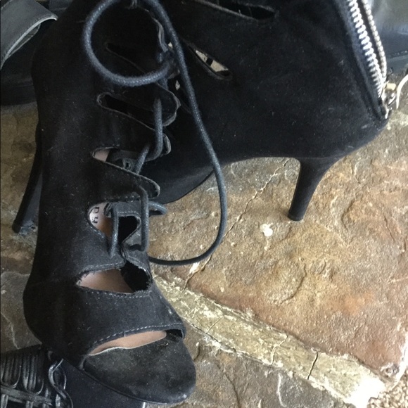 Spike &wedge also open toe - Picture 4 of 6